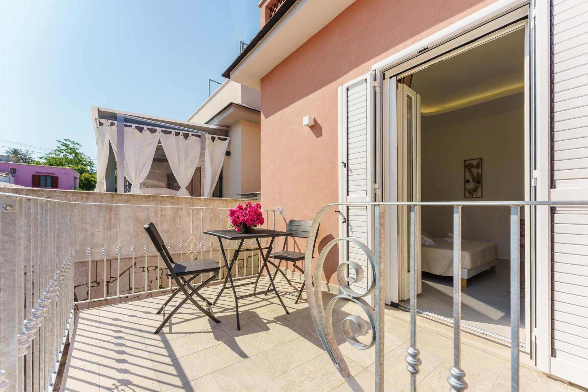 Le Jardin Bed & Breakfast Procida Exterior photo