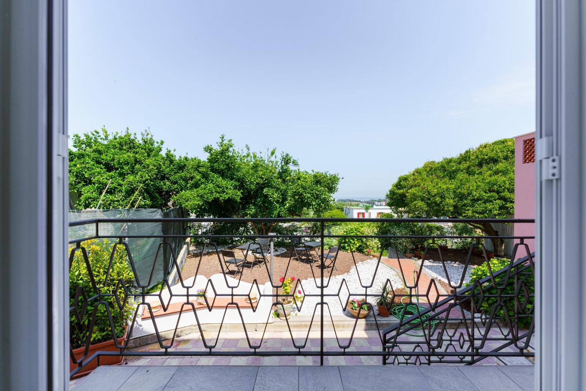 Le Jardin Bed & Breakfast Procida Exterior photo